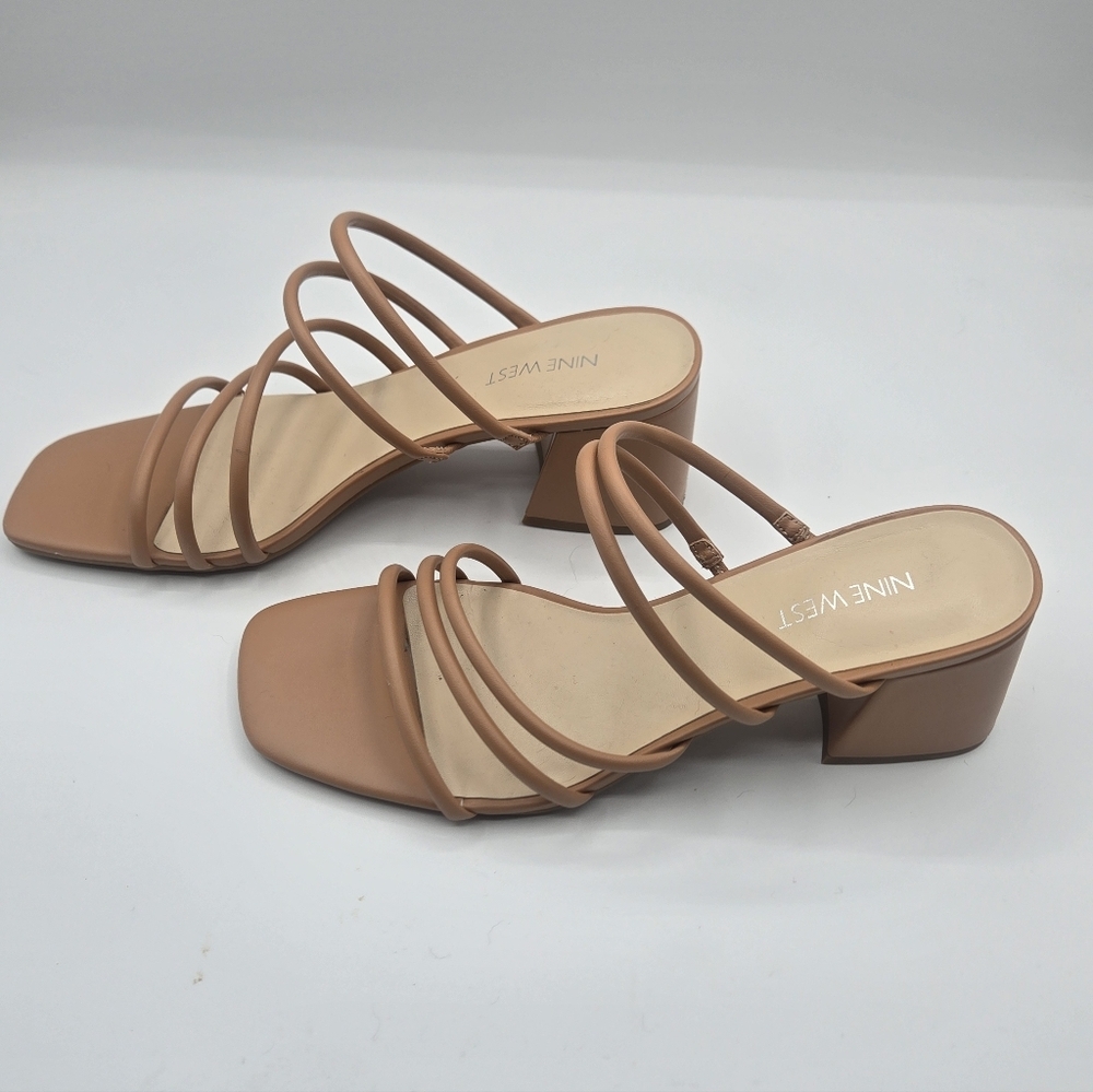 NINE WEST Strappy Block Heel Nude Sandle Sz 9.5 - Picture 2 of 6